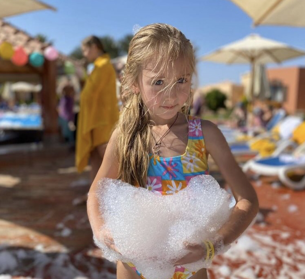 Girl enjoying foam - Foam Dawgs foam party rentals Northwest Georgia